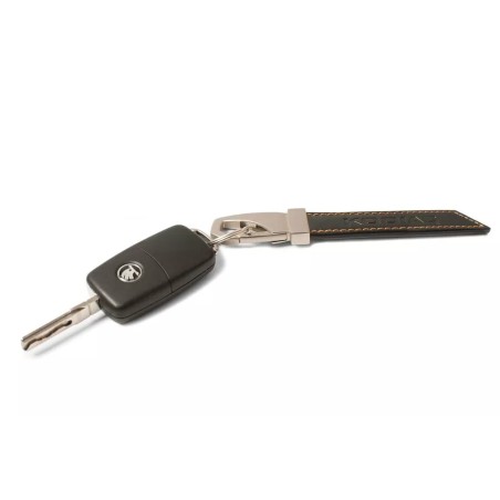 Porte-clés en cuir Skoda Kodiaq avec mousqueton et anneau Porte-clés en cuir Skoda Kodiaq avec mousqueton et anneau