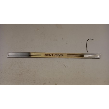 Garniture Pour Seuil | BMW | 51470416147 | 0416147 | Pièce d'origine oem Garniture Pour Seuil | BMW | 51470416147 | 0416147 | Pièce d'origine oem