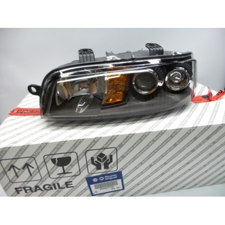 Phare | FIAT GROUP | 46522720 | 0000046522720 | Pièce d'origine oem Phare | FIAT GROUP | 46522720 | 0000046522720 | Pièce d'origine oem