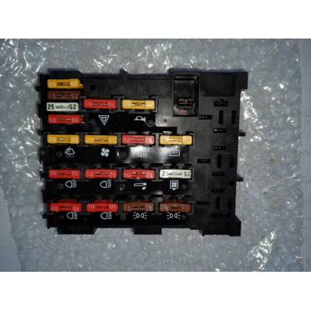Boîte À Fusibles | FIAT GROUP | 5942795 | | Pièce d'origine oem Boîte À Fusibles | FIAT GROUP | 5942795 | | Pièce d'origine oem