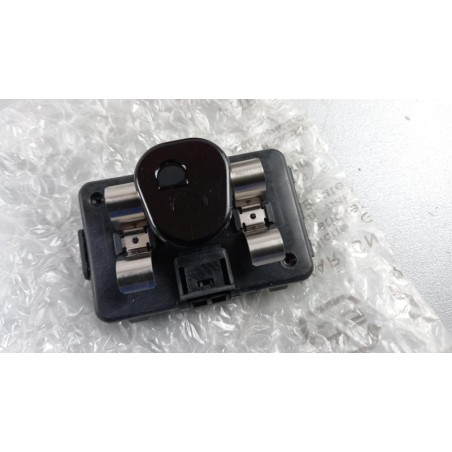 Capteur | FIAT GROUP | 71748233 | | Pièce d'origine oem Capteur | FIAT GROUP | 71748233 | | Pièce d'origine oem
