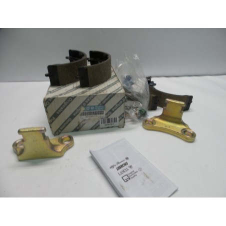 Mâchoires De Frein Pour Frein De Stationnement | FIAT GROUP | 77363479 | 0077363479 | Pièce d'origine oem Mâchoires De Frein Pour Frein De Stationnement | FIAT GROUP | 77363479 | 0077363479 | Pièce d'origine oem