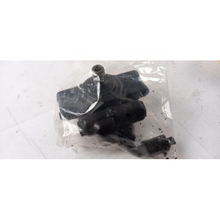 Pompe De Direction | FORD | 1357620 | RMXS6J3A674FA | Pièce d'origine oem Pompe De Direction | FORD | 1357620 | RMXS6J3A674FA | Pièce d'origine oem