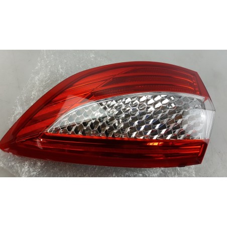 Feu Arrière | FORD | 1486778 | 7S7113404PE | Pièce d'origine oem Feu Arrière | FORD | 1486778 | 7S7113404PE | Pièce d'origine oem