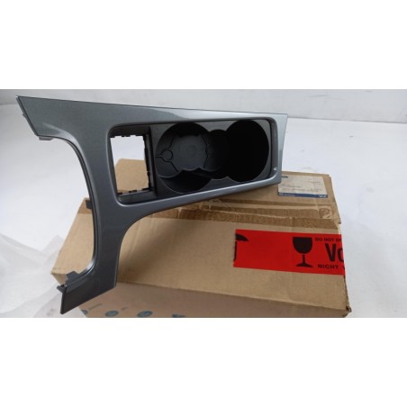 Partie/Garniture De La Console Centrale | FORD | 1700599 | BS71A045H20CA3BMD | Pièce d'origine oem Partie/Garniture De La Console Centrale | FORD | 1700599 | BS71A045H20CA3BMD | Pièce d'origine oem