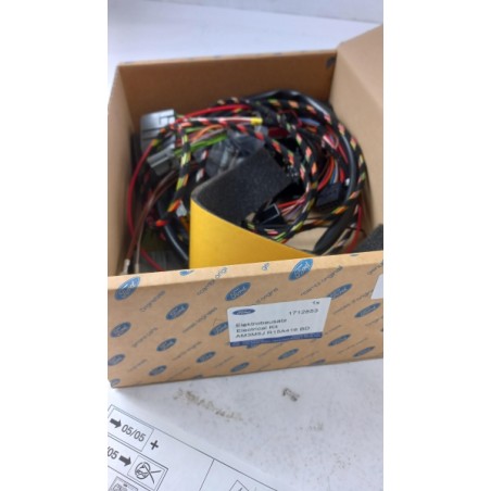 Kit Électrique De Crochet D''Attelage | FORD | 1712853 | AM3M5JR15A416BD | Pièce d'origine oem Kit Électrique De Crochet D''Attelage | FORD | 1712853 | AM3M5JR15A416BD | Pièce d'origine oem