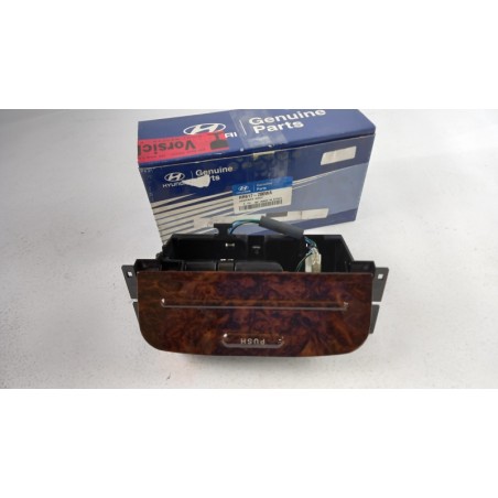 Cendrier HYUNDAI/KIA HR617200WA  Pièce d'origine oem