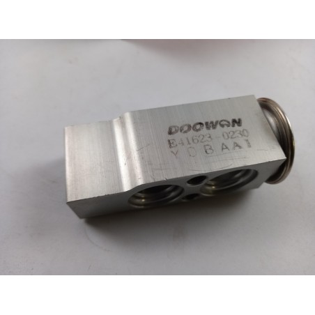 Détendeur De Climatisation HYUNDAI/KIA K0BJ161140 Pièce d'origine oem Détendeur De Climatisation HYUNDAI/KIA K0BJ161140 Pièce d'origine oem