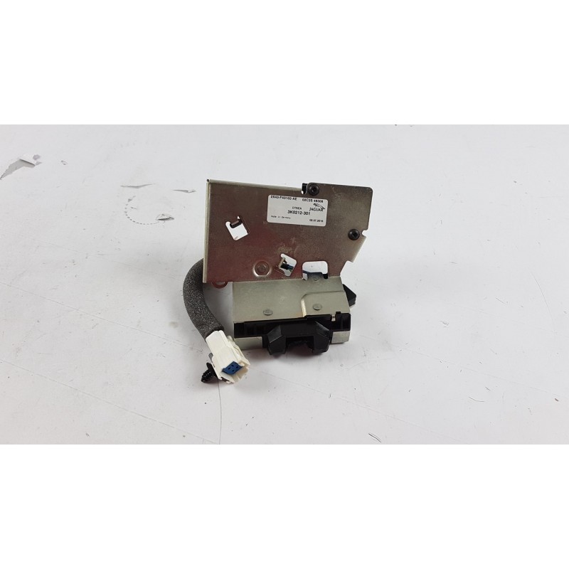 Verrouillage Du Hayon JAGUAR C2S46308  Pièce d'origine oem