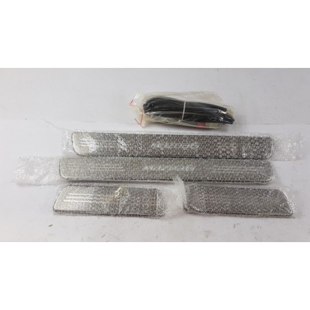 Ensemble De Garniture Pour Seuil MAZDA GHP9V1370 Pièce d'origine oem Ensemble De Garniture Pour Seuil MAZDA GHP9V1370 Pièce d'origine oem