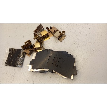 Kit D''Accessoires Pour Plaquette De Frein À Disque MAZDA GHY13329Z Pièce d'origine oem Kit D''Accessoires Pour Plaquette De Frein À Disque MAZDA GHY13329Z Pièce d'origine oem
