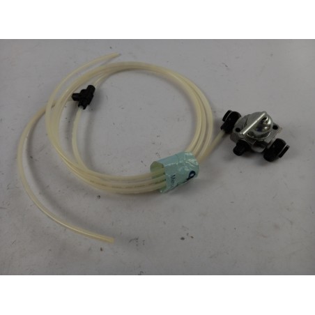 Valve MERCEDES-BENZ A0008661152 0008661152 Pièce d'origine oem Valve MERCEDES-BENZ A0008661152 0008661152 Pièce d'origine oem