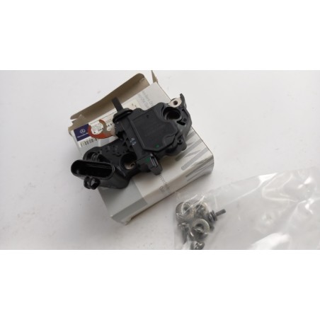 Régulateur D''Alternateur MERCEDES-BENZ A0041545106 0041545106 Pièce d'origine oem Régulateur D''Alternateur MERCEDES-BENZ A0041545106 0041545106 Pièce d'origine oem