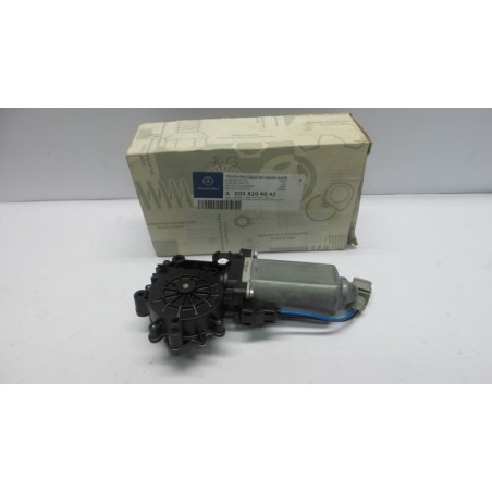 Moteur Électrique De Lève-Vitre MERCEDES-BENZ A0058209042 0058209042 Pièce d'origine oem Moteur Électrique De Lève-Vitre MERCEDES-BENZ A0058209042 0058209042 Pièce d'origine oem