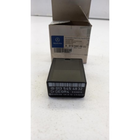 Relais MERCEDES-BENZ A0135454832 0135454832 Pièce d'origine oem Relais MERCEDES-BENZ A0135454832 0135454832 Pièce d'origine oem