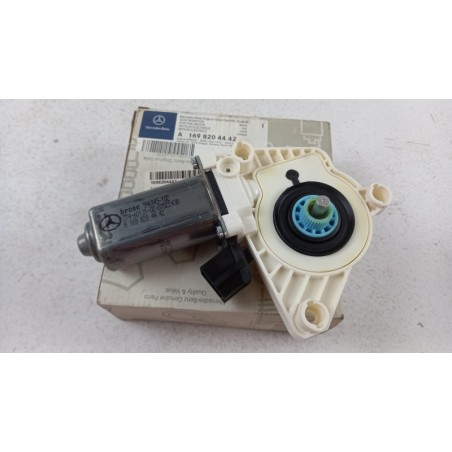 Moteur Électrique De Lève-Vitre MERCEDES-BENZ A1698204442 1698204442 Pièce d'origine oem Moteur Électrique De Lève-Vitre MERCEDES-BENZ A1698204442 1698204442 Pièce d'origine oem