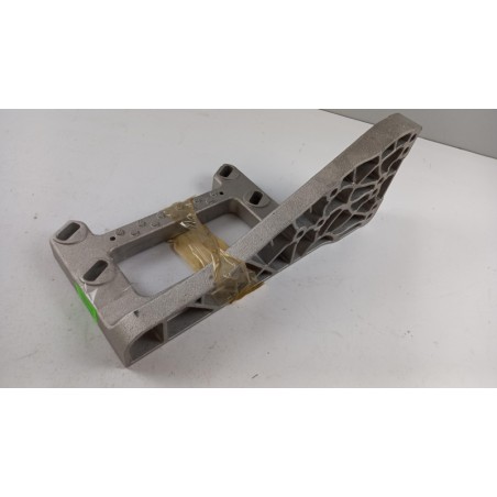 Support MERCEDES-BENZ A9436662531 9436662531 Pièce d'origine oem