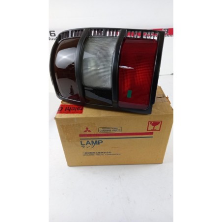 Feu Arrière MITSUBISHI MB831090 Pièce d'origine oem Feu Arrière MITSUBISHI MB831090 Pièce d'origine oem