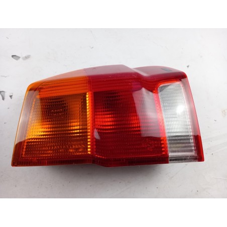 Lumière De Queue MITSUBISHI MR296608 Pièce d'origine oem Lumière De Queue MITSUBISHI MR296608 Pièce d'origine oem