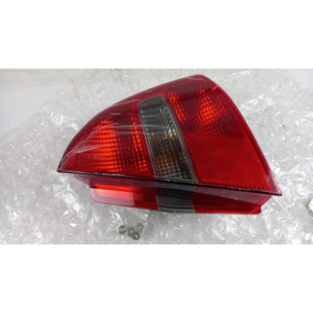 Feu Arrière MITSUBISHI MR485470 Pièce d'origine oem Feu Arrière MITSUBISHI MR485470 Pièce d'origine oem