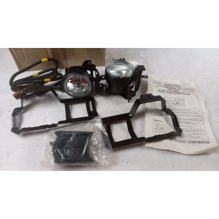 Phares Antibrouillard MITSUBISHI MZ581461 Pièce d'origine oem Phares Antibrouillard MITSUBISHI MZ581461 Pièce d'origine oem