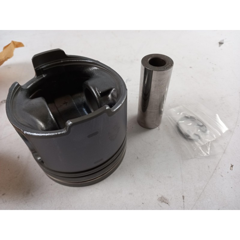 Piston NISSAN 1201069T62  Pièce d'origine oem