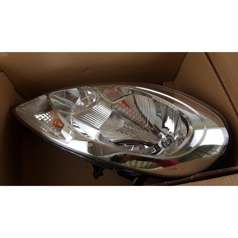 Phare NISSAN 2606000Q0F  Pièce d'origine oem