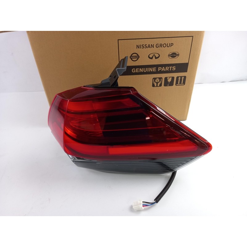 Feu Arrière NISSAN 265506FP0A  Pièce d'origine oem