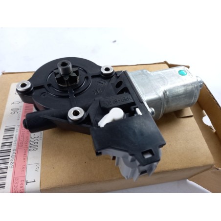 Moteur Électrique De Lève-Vitre NISSAN 827303SB0B Pièce d'origine oem Moteur Électrique De Lève-Vitre NISSAN 827303SB0B Pièce d'origine oem
