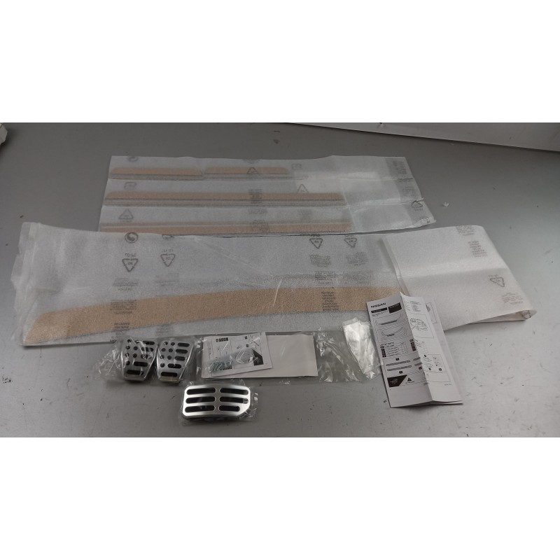 Style Paquet NISSAN KE4603Z010  Pièce d'origine oem