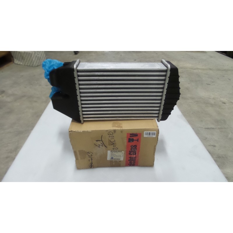 Intercooler De Turbocompresseur OPEL 13213402 6302076 Pièce d'origine oem