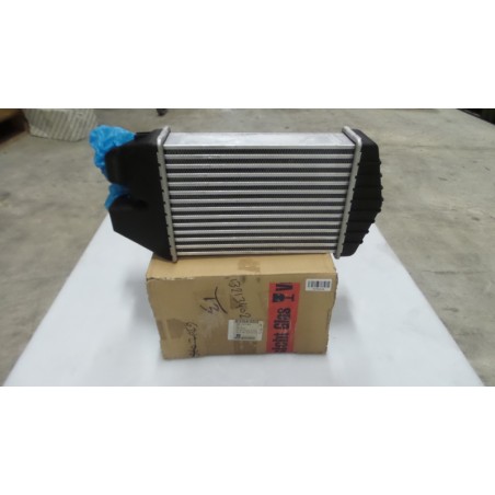 Intercooler De Turbocompresseur OPEL 13213402 6302076 Pièce d'origine oem Intercooler De Turbocompresseur OPEL 13213402 6302076 Pièce d'origine oem
