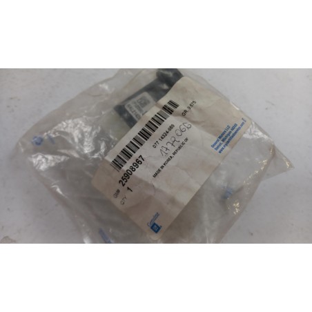 Prise USB/AUX OPEL 25908967 1779066 Pièce d'origine oem