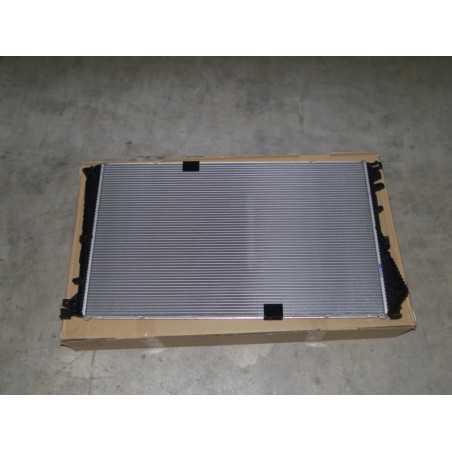 Radiateur De Refroidissement Du Moteur OPEL 93857125 4416965 Pièce d'origine oem Radiateur De Refroidissement Du Moteur OPEL 93857125 4416965 Pièce d'origine oem