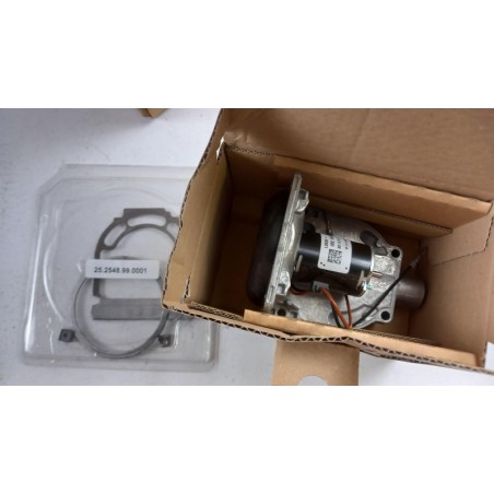 Ventilateur OPEL 95517692 4407815 Pièce d'origine oem Ventilateur OPEL 95517692 4407815 Pièce d'origine oem