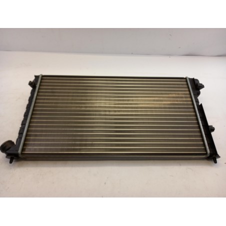 Radiateur De Refroidissement Du Moteur PEUGEOT/CITROEN 133041  Pièce d'origine oem