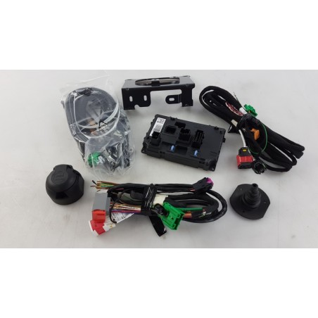Kit Électrique De Crochet D''Attelage PEUGEOT/CITROEN 1613715880 Pièce d'origine oem Kit Électrique De Crochet D''Attelage PEUGEOT/CITROEN 1613715880 Pièce d'origine oem
