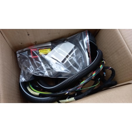 Kit Électrique De Crochet D''Attelage PEUGEOT/CITROEN 1635613880 Pièce d'origine oem Kit Électrique De Crochet D''Attelage PEUGEOT/CITROEN 1635613880 Pièce d'origine oem