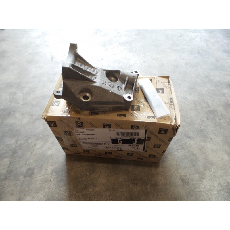 Support De Fixation Du Moteur PEUGEOT/CITROEN 184671  Pièce d'origine oem