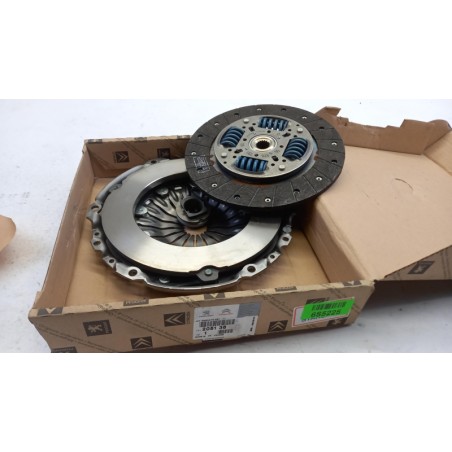 Kit D''Embrayage PEUGEOT/CITROEN 205136  Pièce d'origine oem
