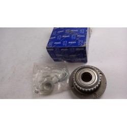 Moyeu De Roue PEUGEOT/CITROEN 374835  Pièce d'origine oem