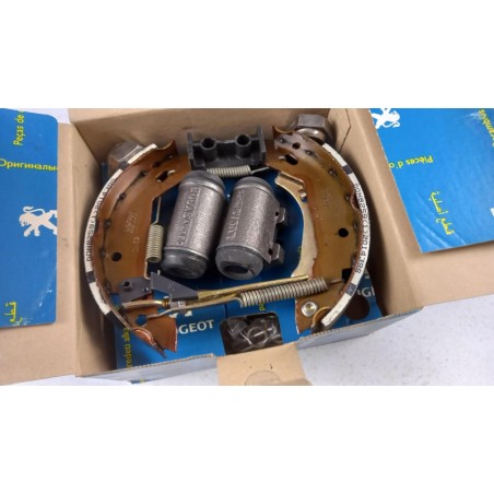 Mâchoires De Frein PEUGEOT/CITROEN 42417G Pièce d'origine oem Mâchoires De Frein PEUGEOT/CITROEN 42417G Pièce d'origine oem