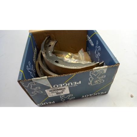 Mâchoires De Frein Pour Frein De Stationnement PEUGEOT/CITROEN 4241J2 Pièce d'origine oem Mâchoires De Frein Pour Frein De Stationnement PEUGEOT/CITROEN 4241J2 Pièce d'origine oem