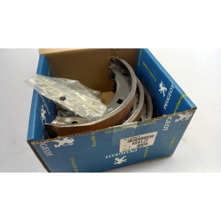Mâchoires De Frein Pour Frein De Stationnement PEUGEOT/CITROEN 4241J7 Pièce d'origine oem Mâchoires De Frein Pour Frein De Stationnement PEUGEOT/CITROEN 4241J7 Pièce d'origine oem