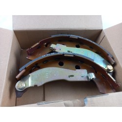 Mâchoires De Frein PEUGEOT/CITROEN 4241K3  Pièce d'origine oem