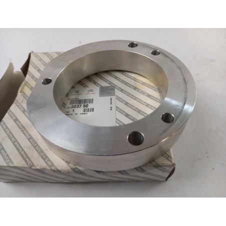 Entretoise PEUGEOT/CITROEN 503750  Pièce d'origine oem