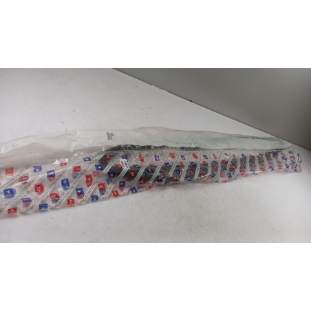 Joint Pour Pare-Brise PEUGEOT/CITROEN 8120K9 Pièce d'origine oem Joint Pour Pare-Brise PEUGEOT/CITROEN 8120K9 Pièce d'origine oem