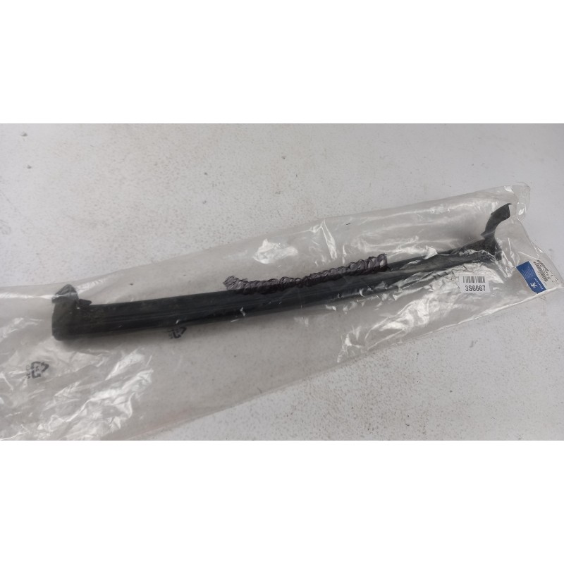 Joint Pour Toit Ouvrant PEUGEOT/CITROEN 8320A8  Pièce d'origine oem