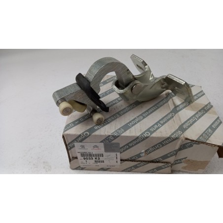 Guide À Rouleaux Pour Porte Coulissante PEUGEOT/CITROEN 9033K2 Pièce d'origine oem Guide À Rouleaux Pour Porte Coulissante PEUGEOT/CITROEN 9033K2 Pièce d'origine oem