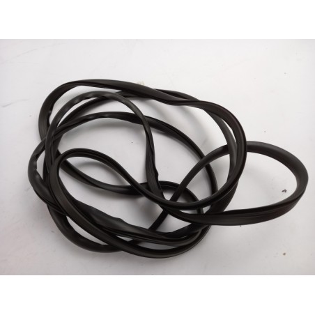 Joint Pour Pare-Brise Arrière PEUGEOT/CITROEN 95592669 Pièce d'origine oem Joint Pour Pare-Brise Arrière PEUGEOT/CITROEN 95592669 Pièce d'origine oem